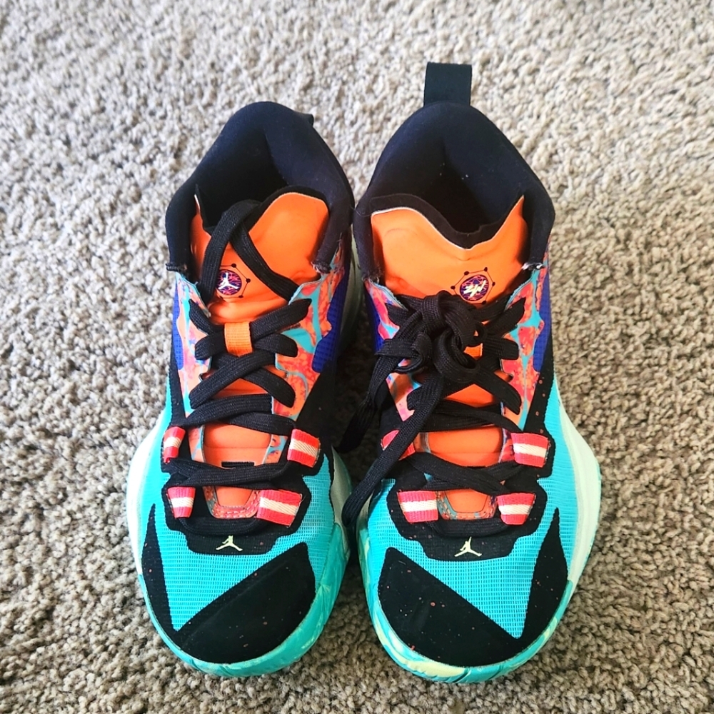 Jordan Zion 1 Youth Basketball Shoes